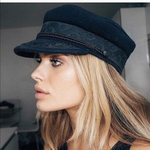 Lac of color riviera cap- navy blue SMALL